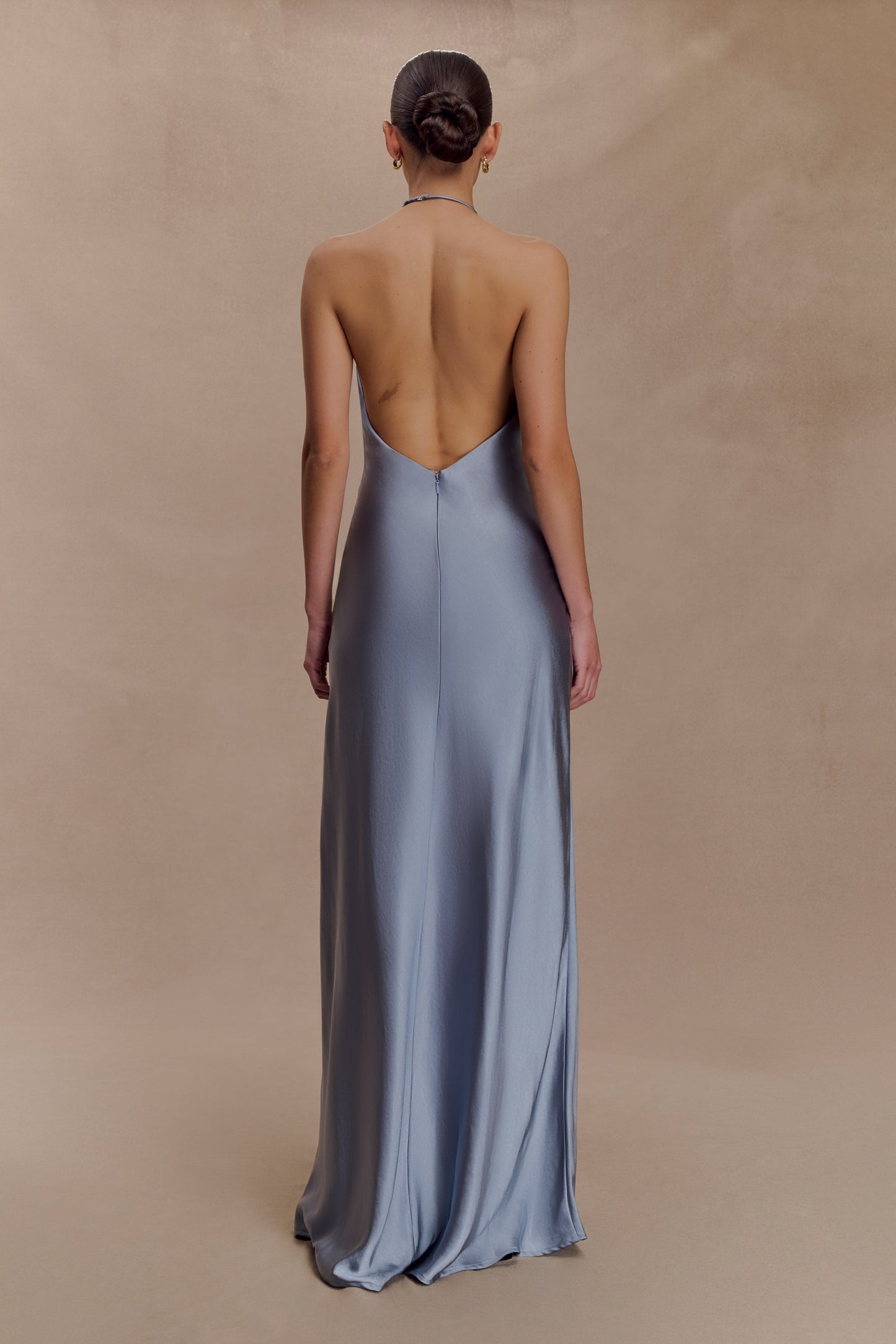 Bella Robe Maxi Satin Halter - Bleu Glacé