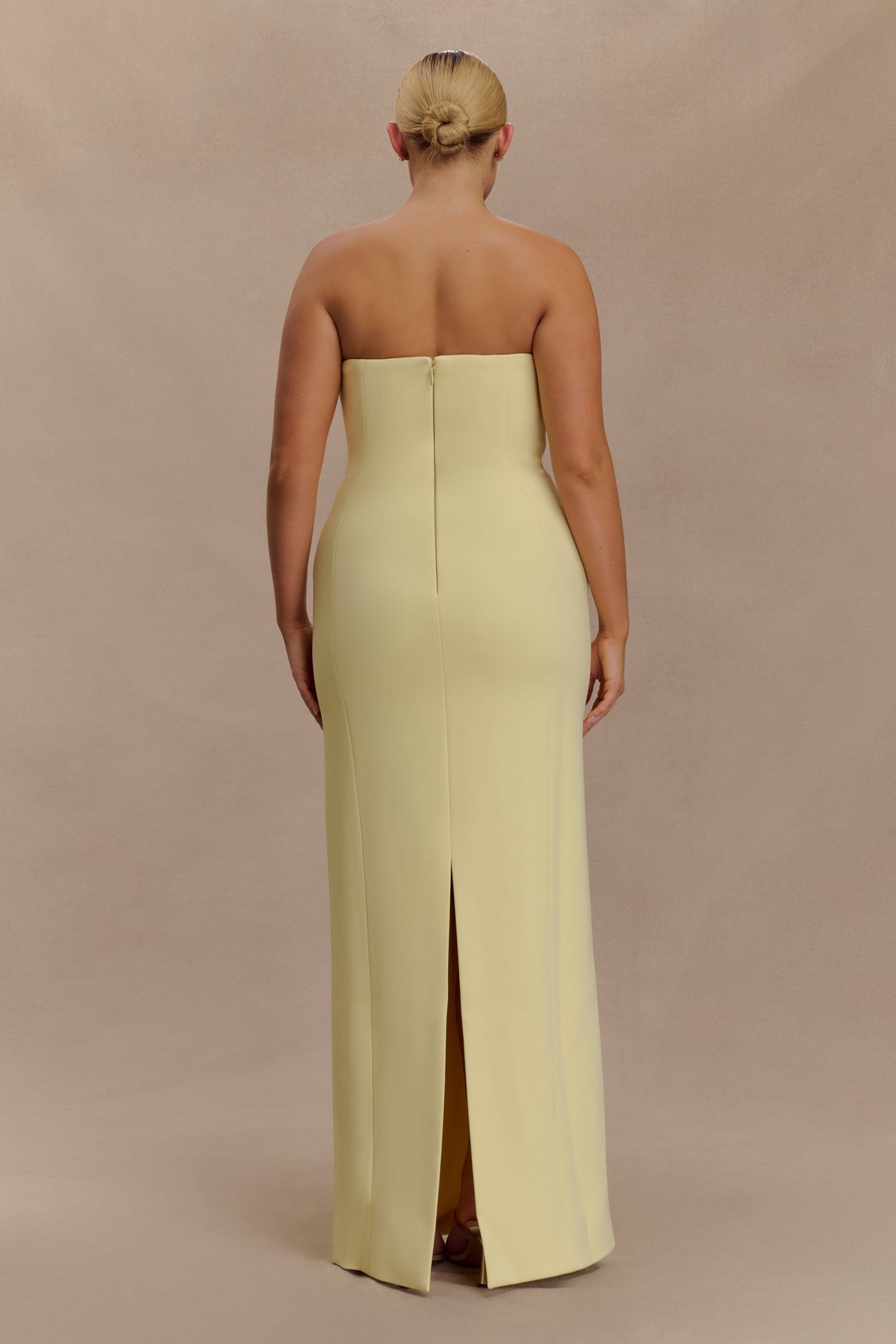 Robe Maxi Kalila en Crêpe Sans Bretelles - Citron