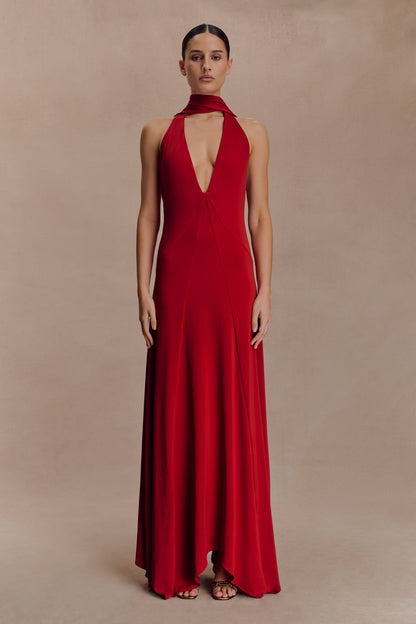 Juliette Robe Maxi Étroite avec Écharpe - Rubis