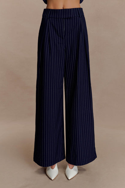 Pantalon large à plis Jacqueline - Rayures bleu marine