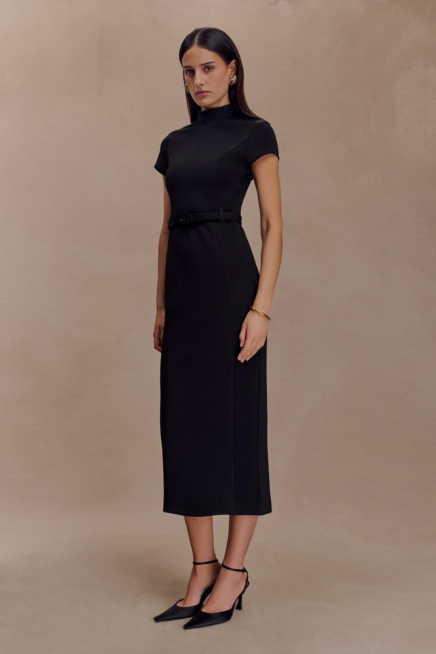 Robe midi en crêpe à manches courtes Arwyn - Noir