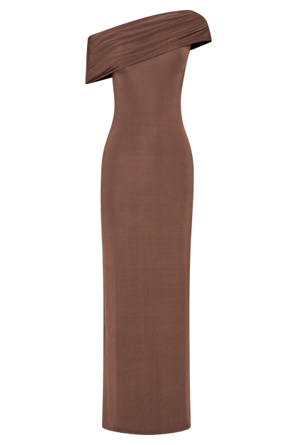 Robe Maxi Épaules Découvertes et Étroite Cassandra - Chocolat