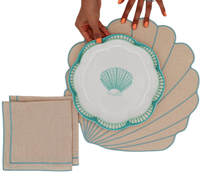Assiette à entrée en céramique Balearic Blu blanche avec motif coquille Saint-Jacques verte et bord peint à la main (lot de 4)