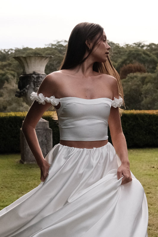 Bodys Karrie en satin rose, taille courte - Blanc