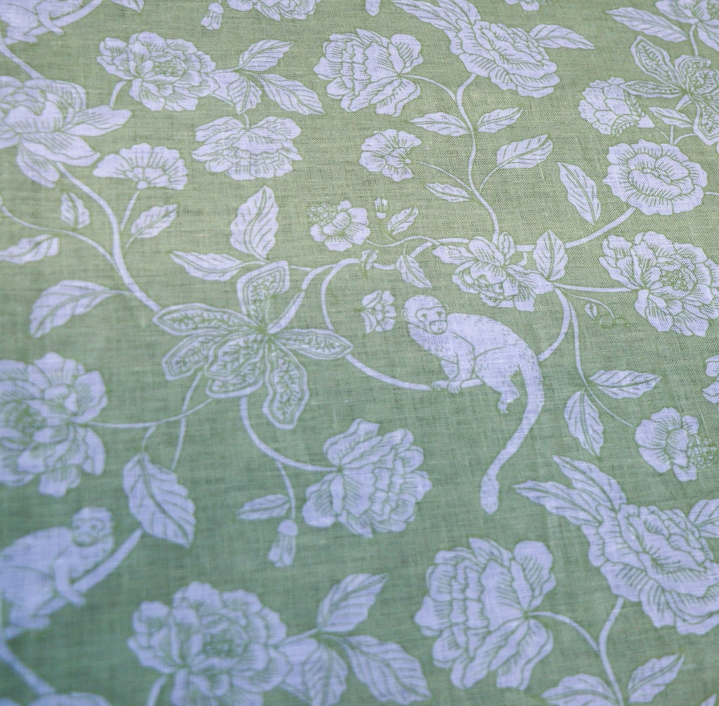 Nappe en lin Eden Flora Parlour en vert et blanc