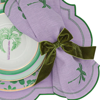 Serviettes en lin Mirage Jeweled Lilas avec broderie et bordure vertes (lot de 4)
