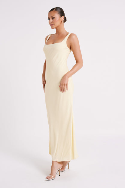 Ensley Robe Maxi en Satin - Jaune Clair