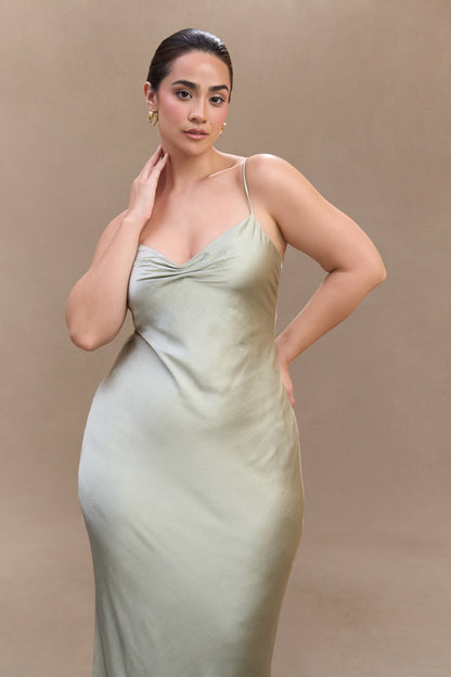 Robe longue satinée à col en cœur Lilly - SAGE