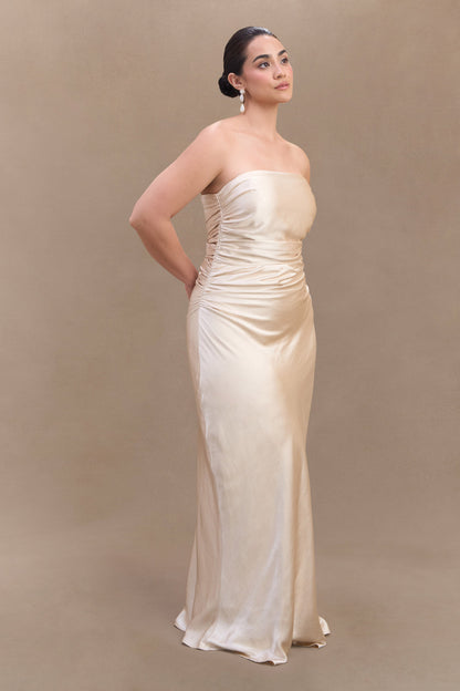 Robe longue satinée sans bretelles Cedar - Or rosé