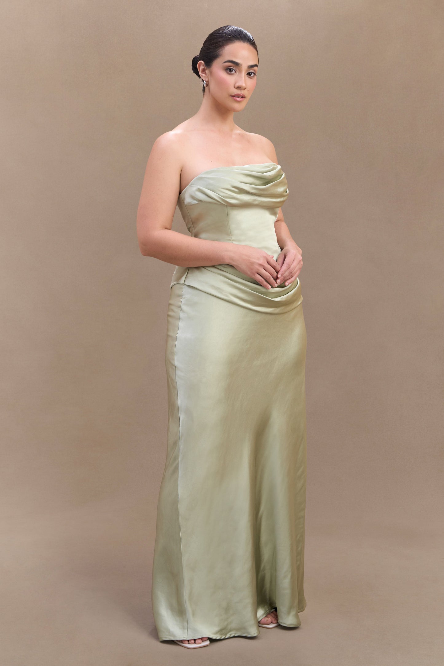 Jasmine Robe Maxi Satin Sans Bretelles - SAGE