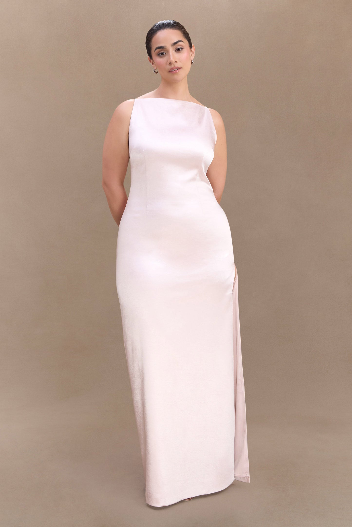 Violet Robe Maxi en Satin Sans Manches - Rose Poudré