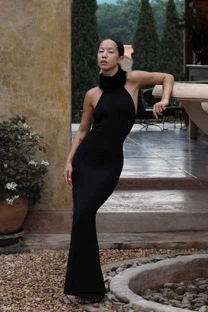 Elva Robe Maxi Tricotée à Manches Croisées avec Fausse Fourrure - Noir