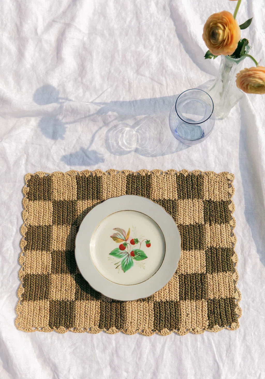 Set de table à carreaux verts, plateau rectangulaire en raphia